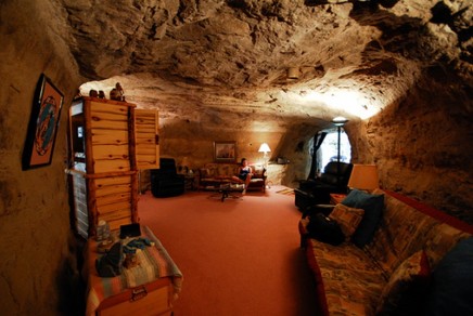 Kokopelli Cave Bed and Breakfast- 2LUXURY2.COM