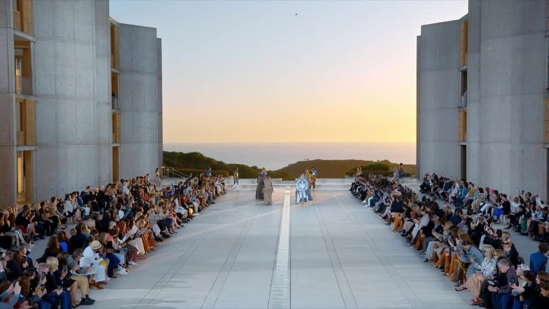 Louis Vuitton debuts Cruise collection in California - LVMH