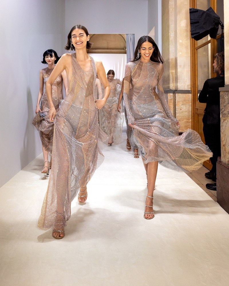LVMH Maisons reinvent the runway for Paris Fashion Week Women's Fall-Winter  2021/2022 - LVMH