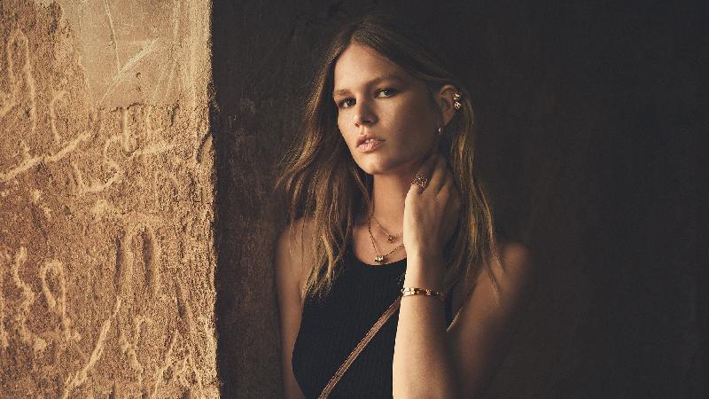 The new Louis Vuitton Empreinte unisex jewelry features nail-head