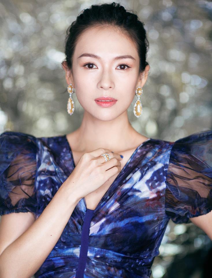 Buccellati on Instagram: “Brand ambassador #ZhangZiyi shines in #Buccellati  high-jewelry during her latest appearance in Beijing, China. #章子怡”