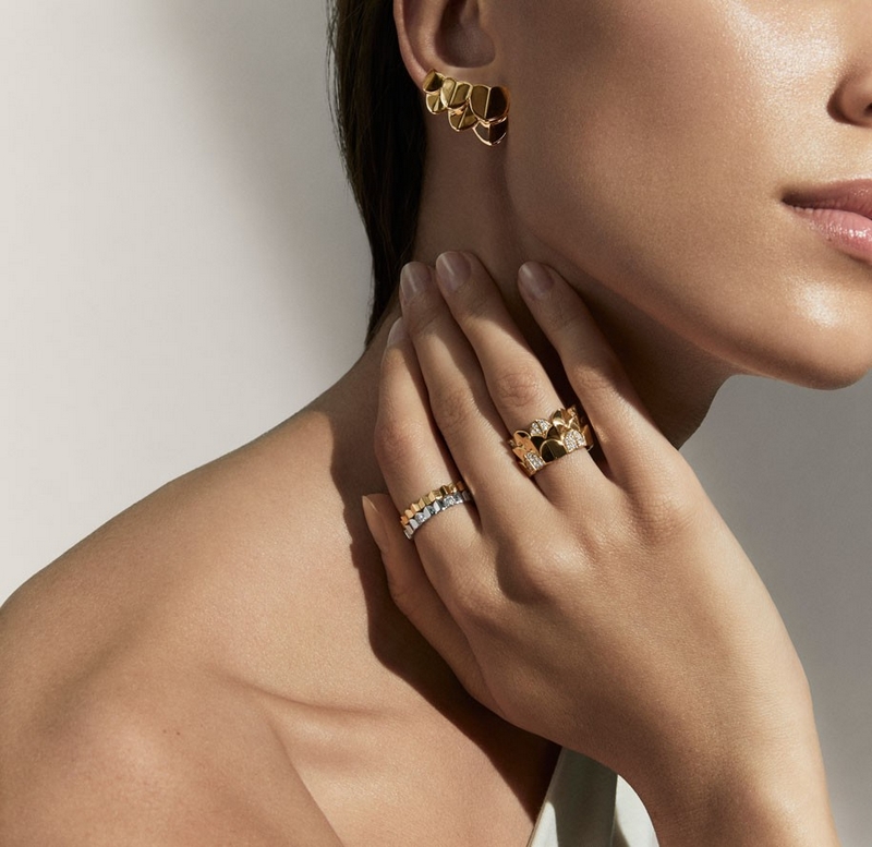 Fred Paris Joaillier Jewellery Store Editorial Photo - Image of