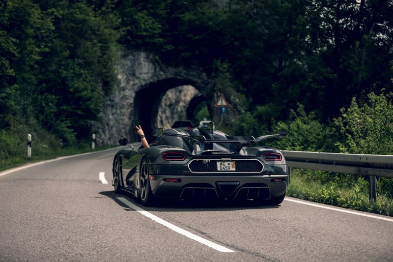 What it's like to own and drive a Koenigsegg: Koenigsegg Ghost Squadron 2018