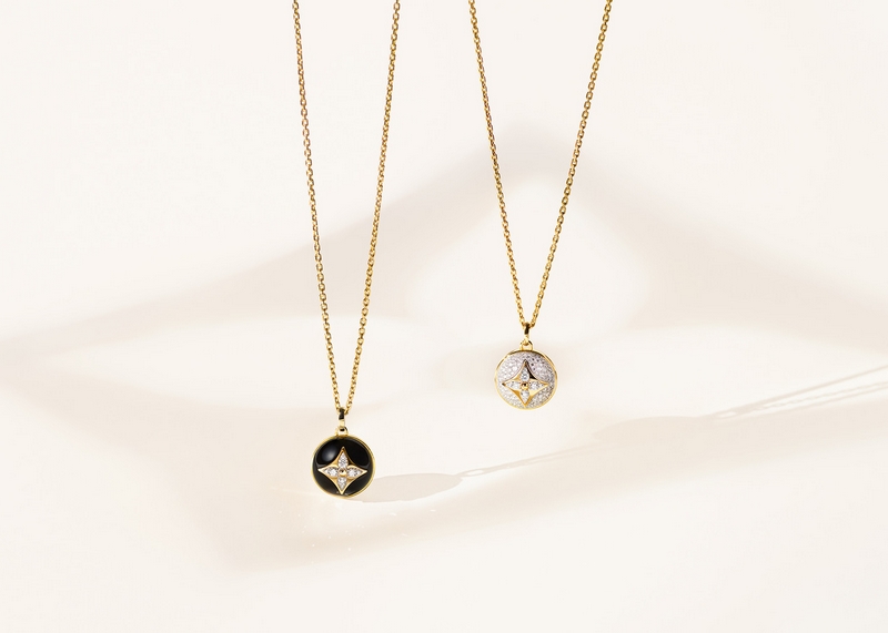 Embodying the heritage and savoir-faire of the Maison… The #LouisVuitton  Blossom jewellery collection celeb…