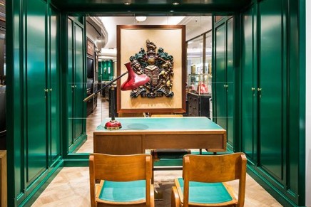 Step inside the Goyard comptoir in Milan and discover its Baroque-inspired  decor in the photo gallery available exclusivel…