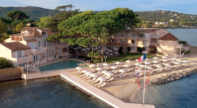 Glimpses of St-Tropez: The Résidence de la Pinède - the latest addition ...